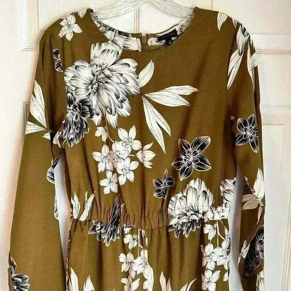 Who What Wear Floral Print Long Sleeve Brown Crew Neck Jumpsuit Size S - Picture 3 of 7